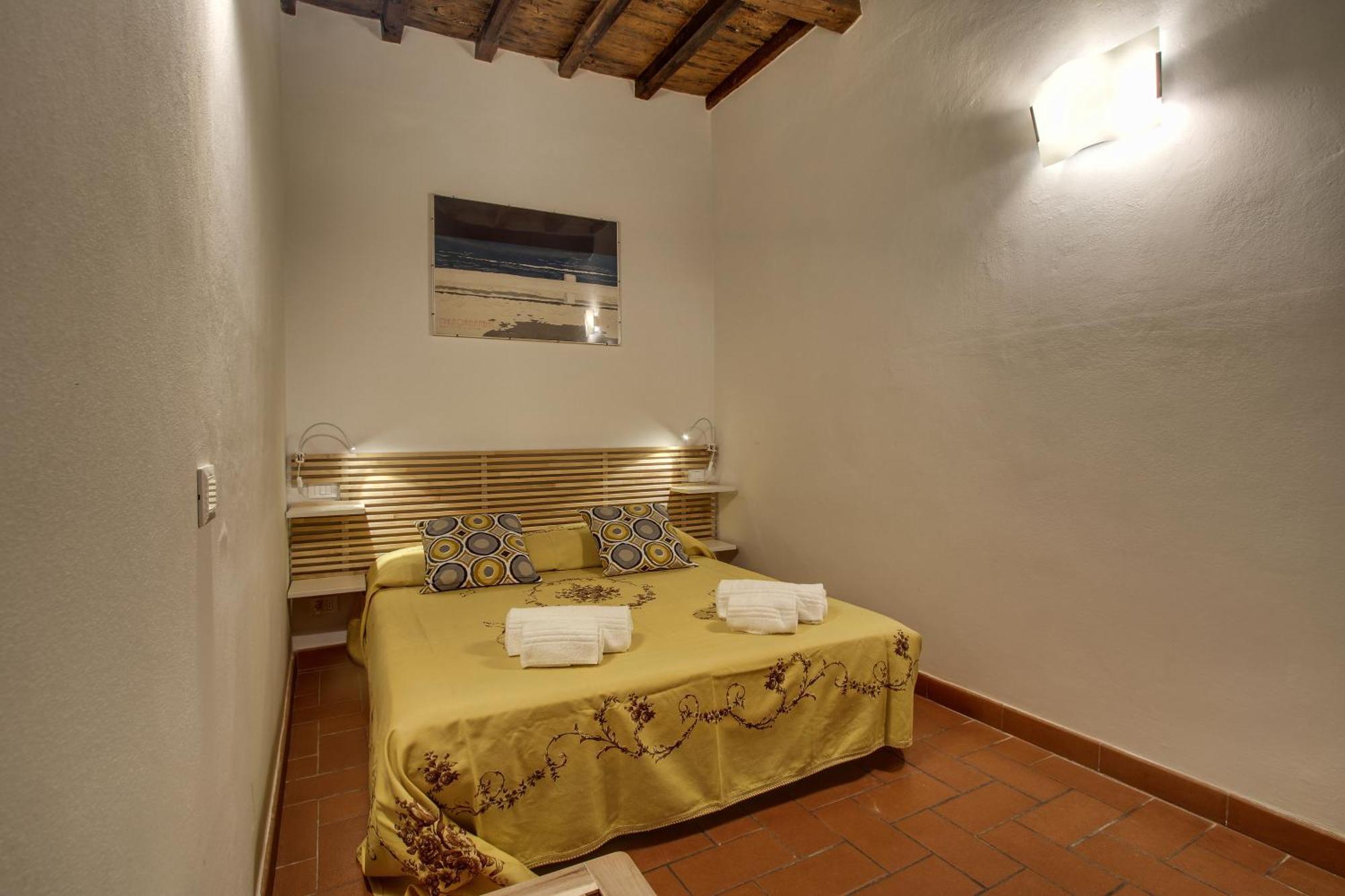 Apartment Pilastri Near Santa Croce *