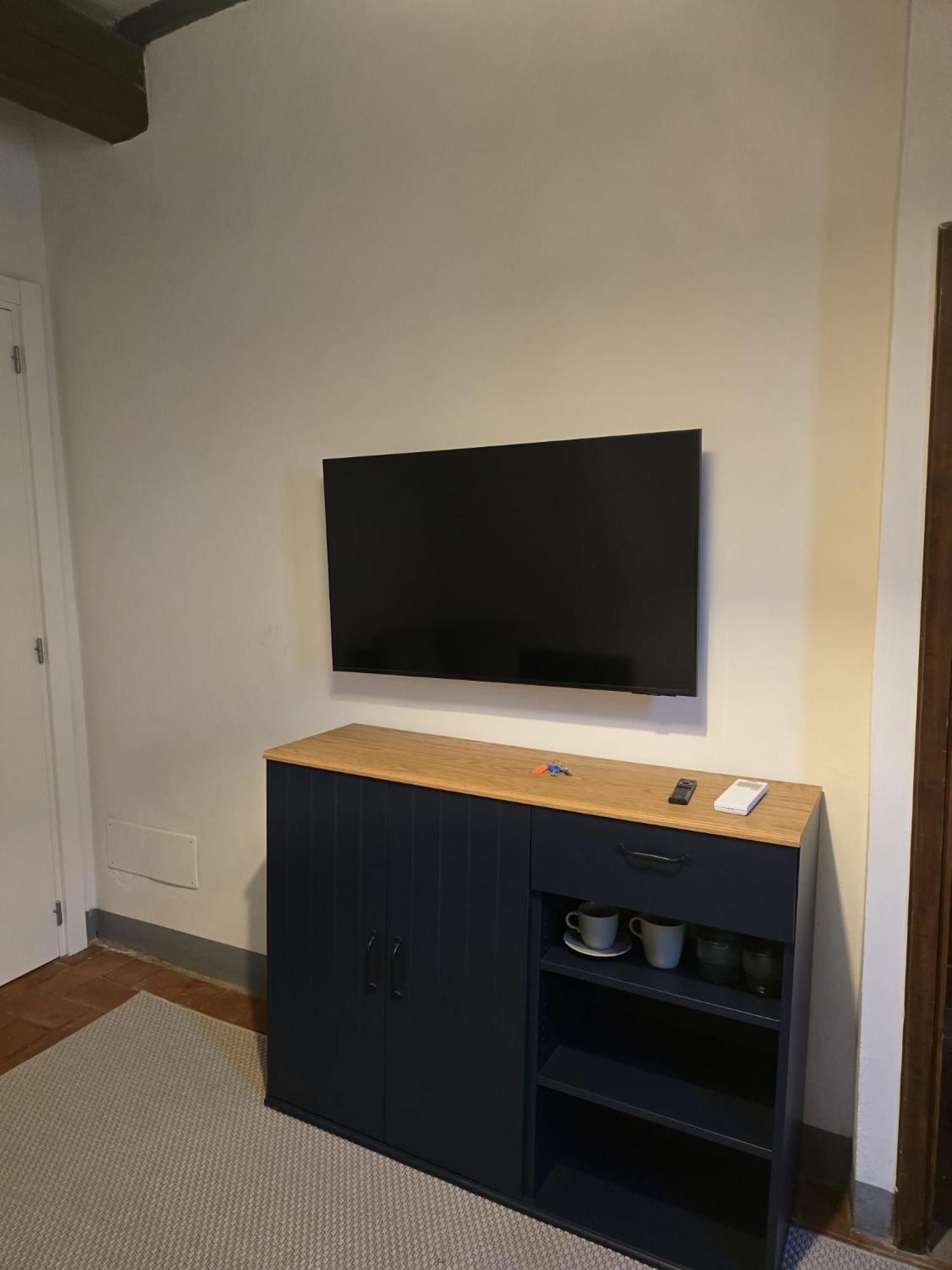 Apartment For The Of *
