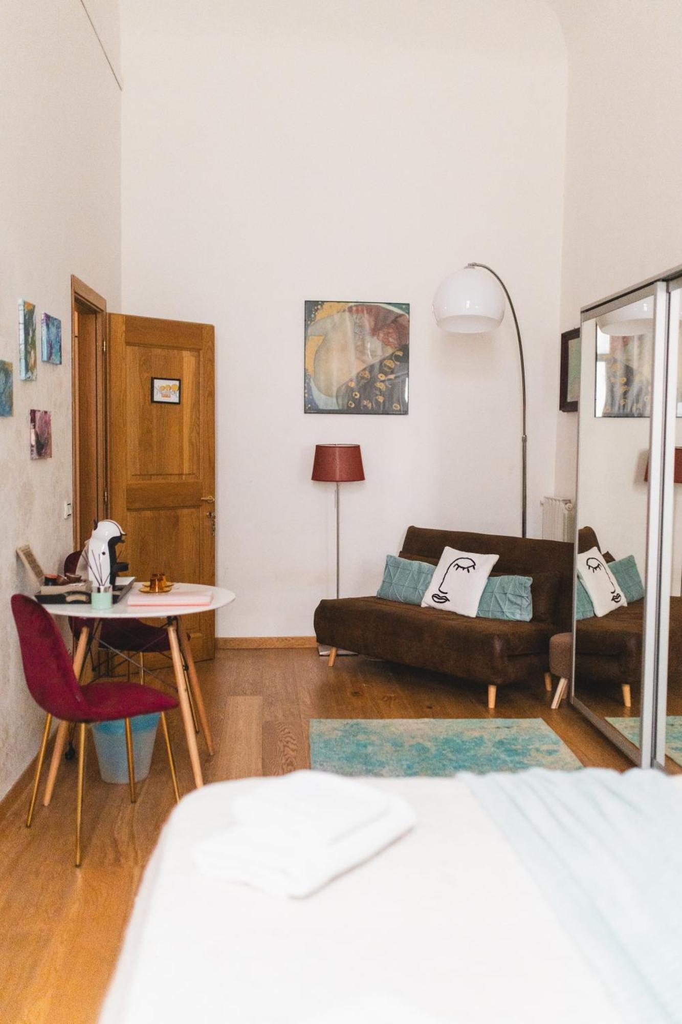 The Smallest Of Guest house *