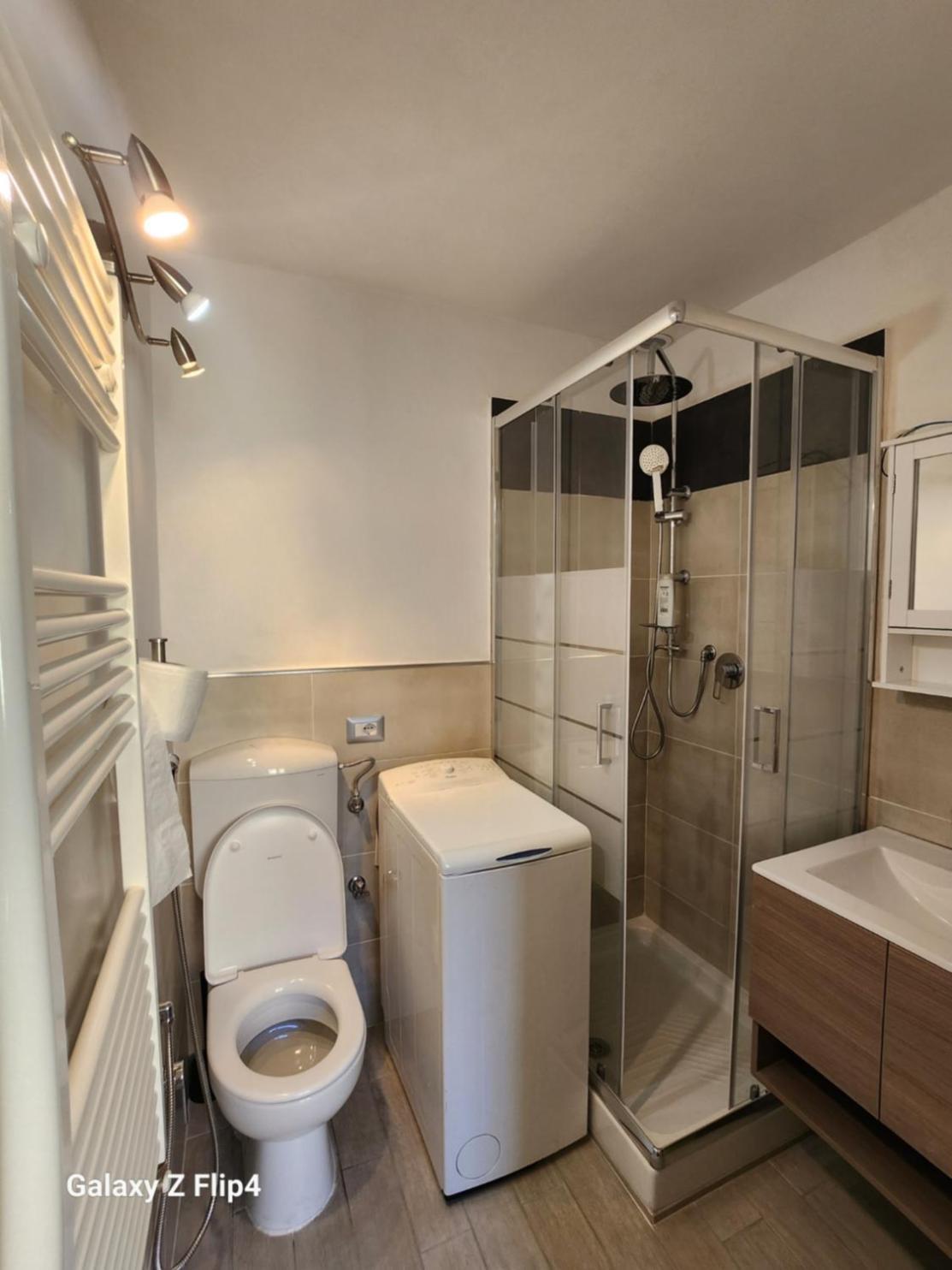 1000 Mt Far From Center - Dimora Leopolda Apartment