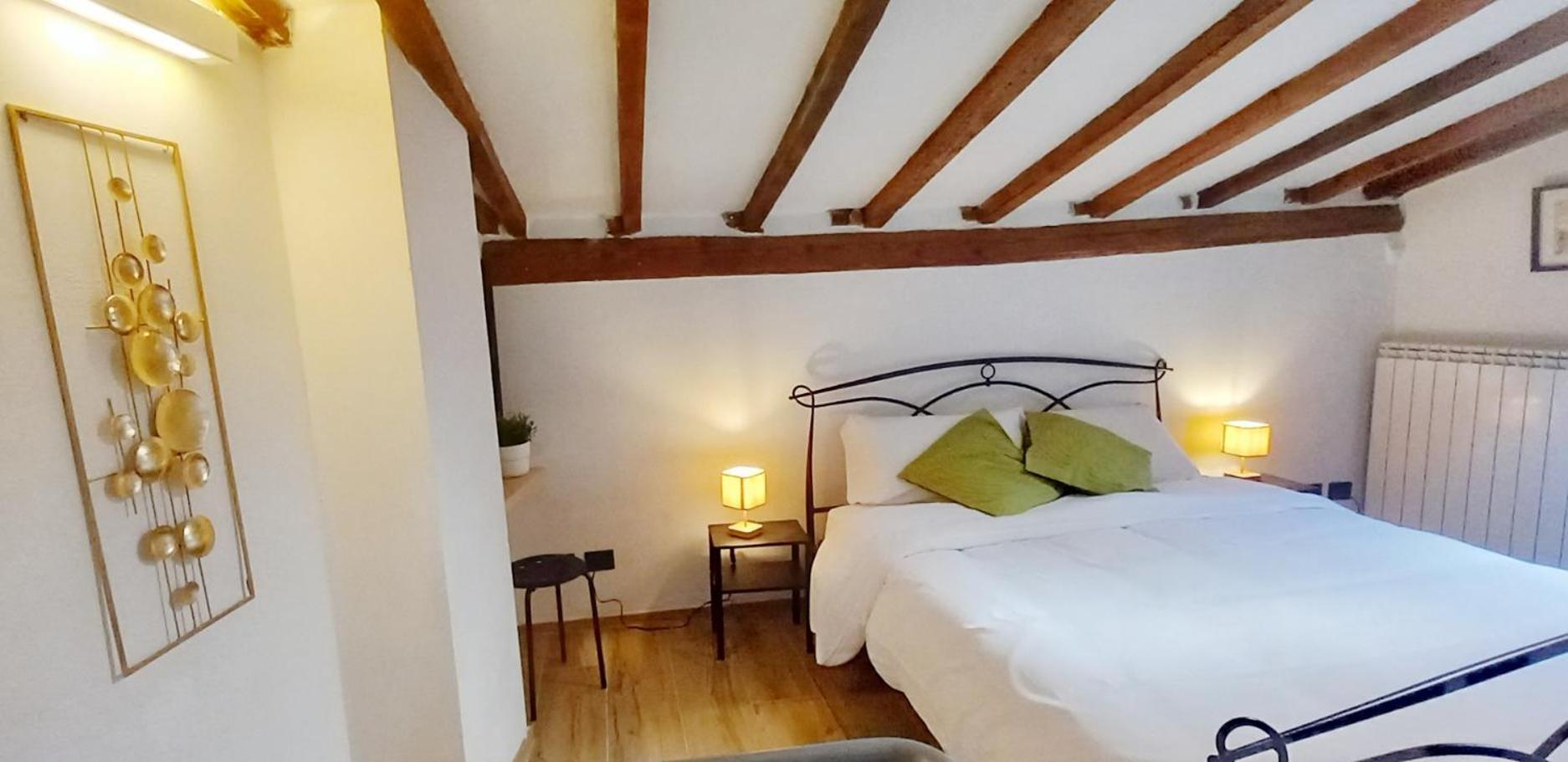 Appartement Tuscan Loft - 7 Guests With Patio Florence