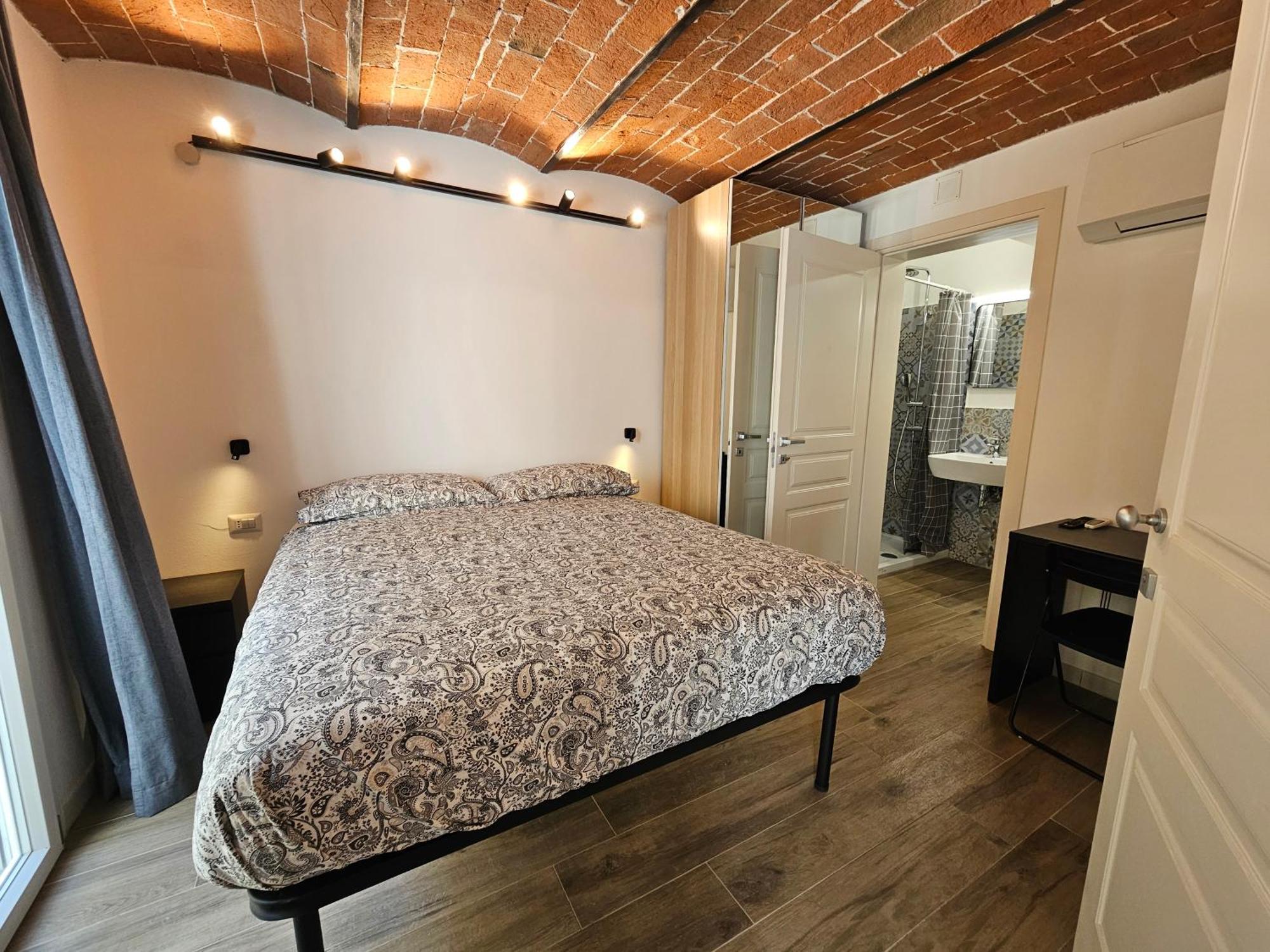 Pan Guest house Florence