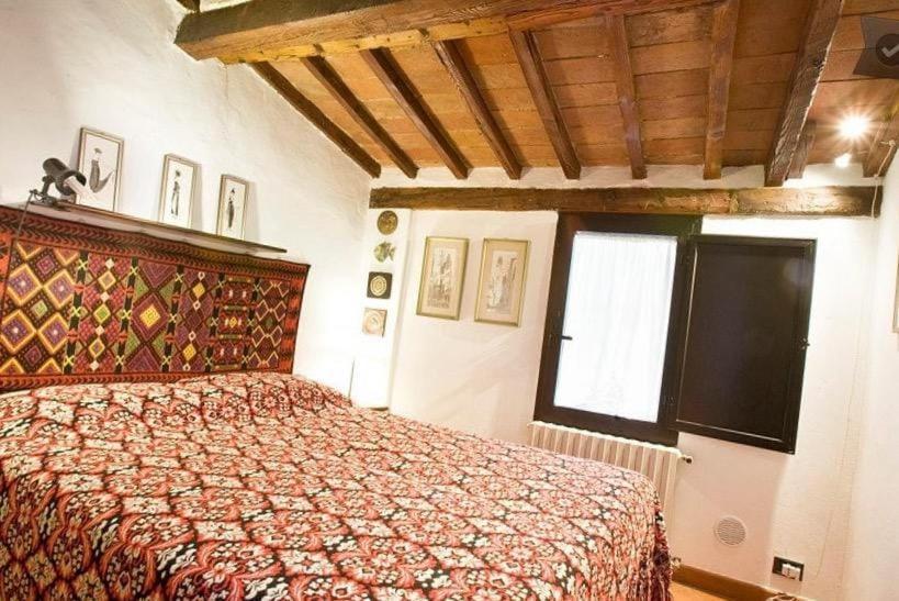 Cozy In The Oltrarno Area Florence