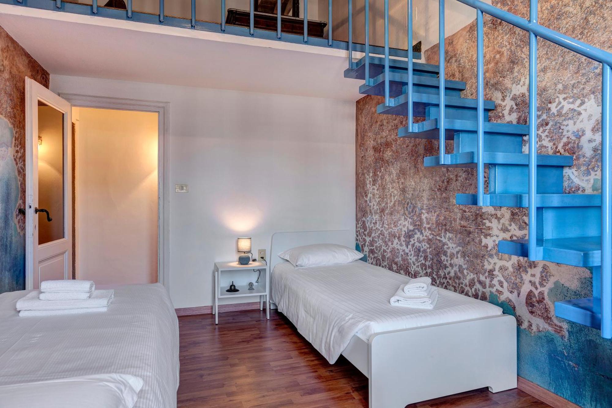 Palestro By Mamo
