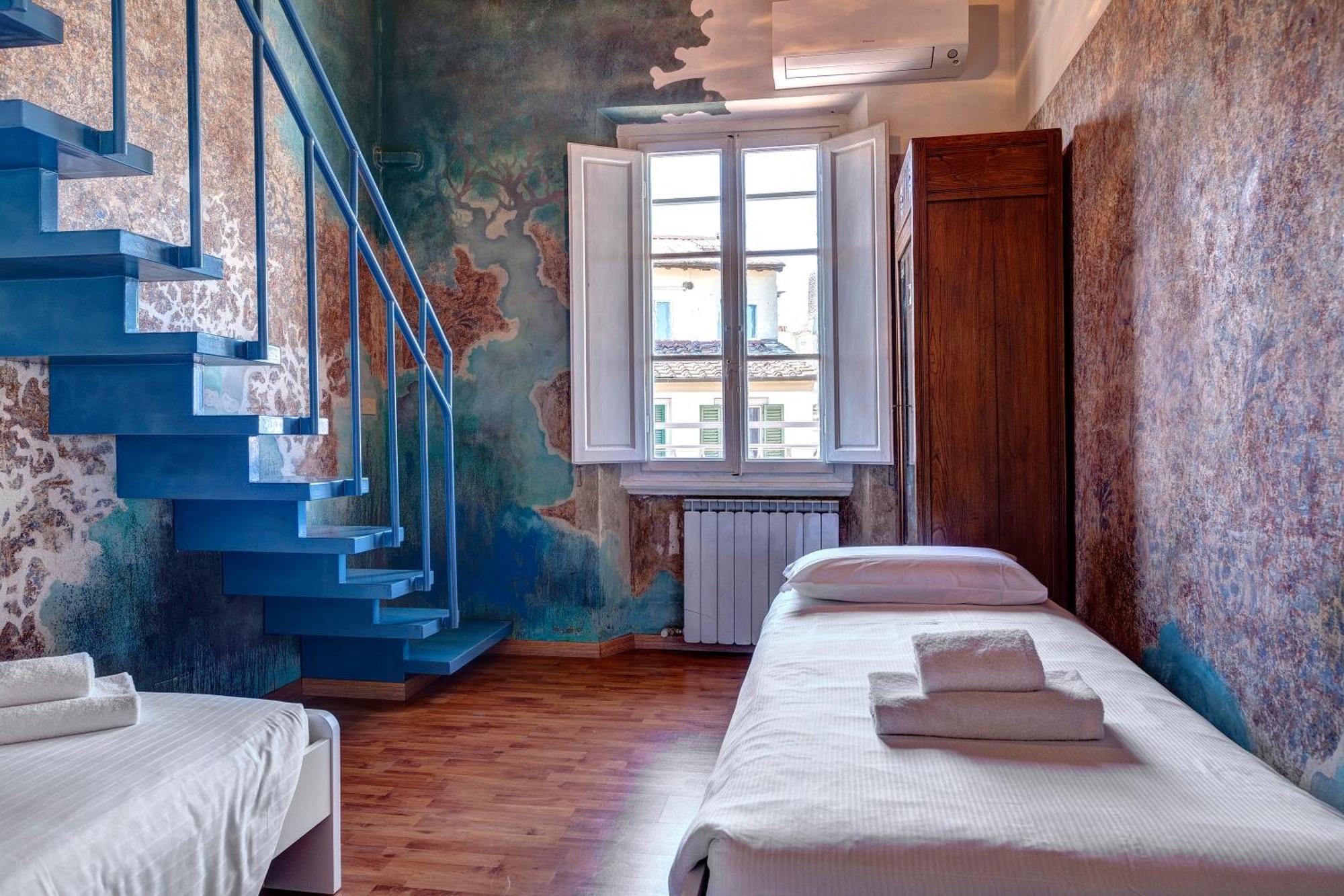 Palestro By Mamo Florence