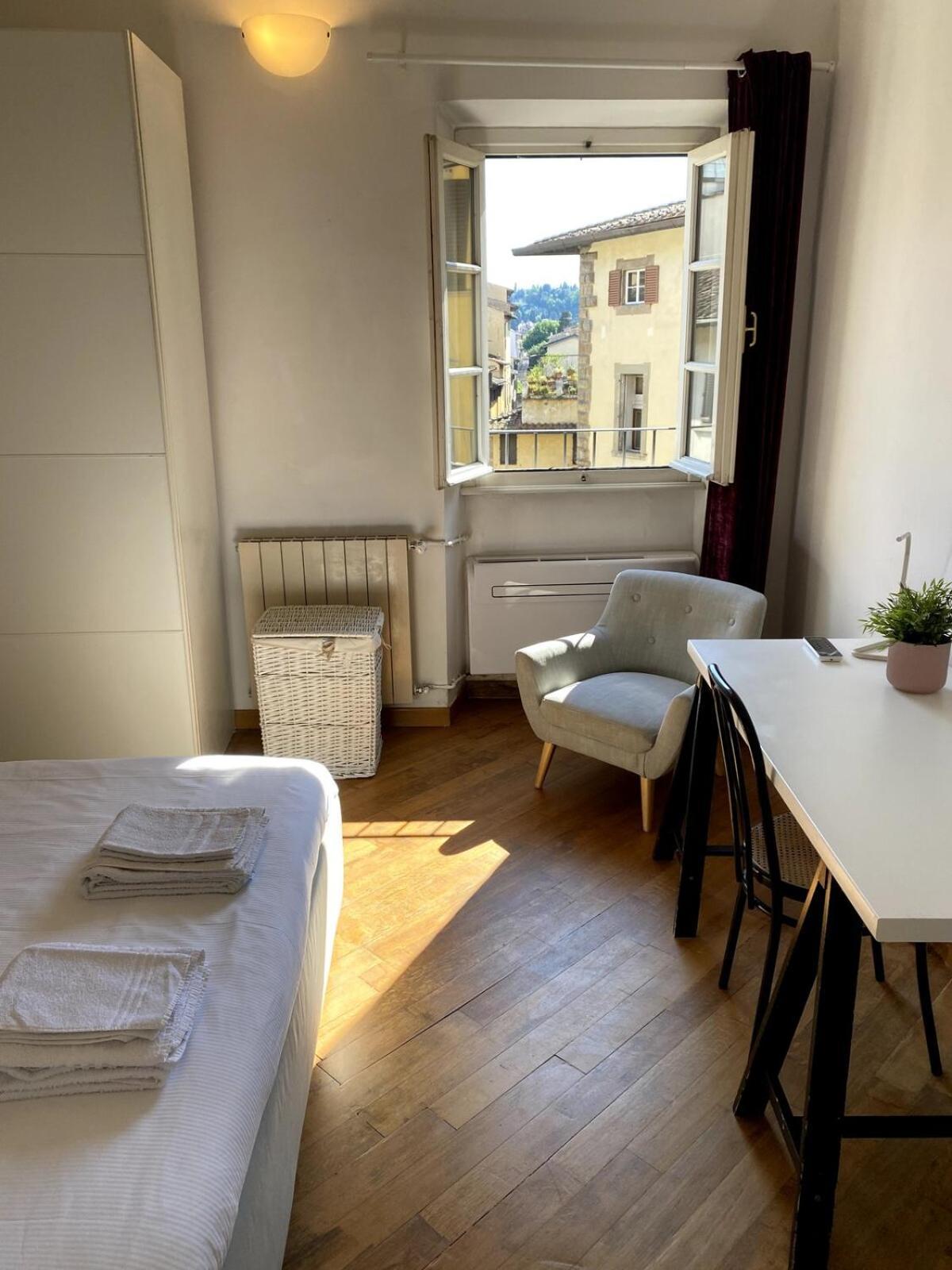 Apartment Ponte Vecchio-old Bridge-apartment Piazza Pitti *
