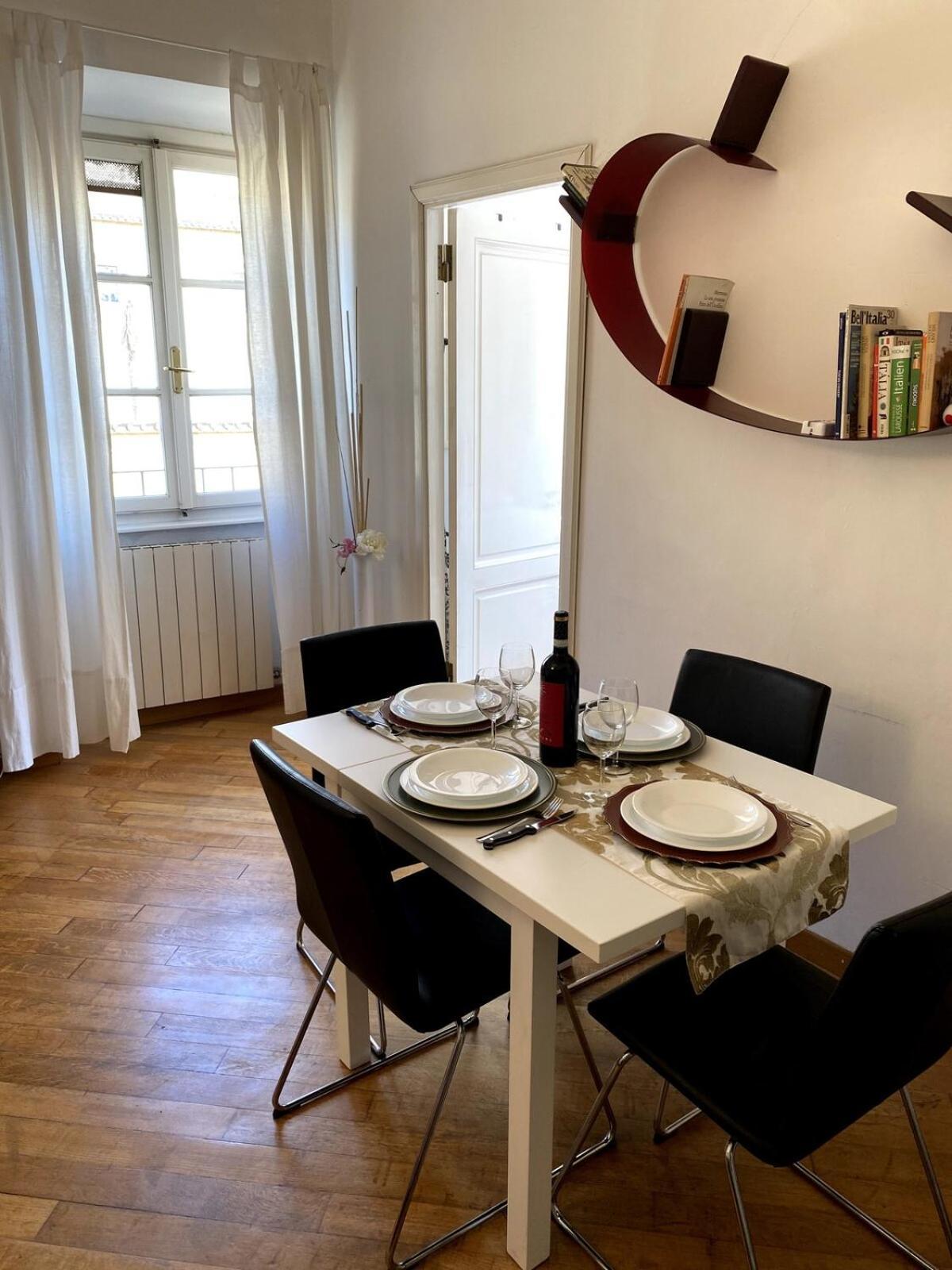 Apartment Ponte Vecchio-old Bridge-apartment Piazza Pitti Florence
