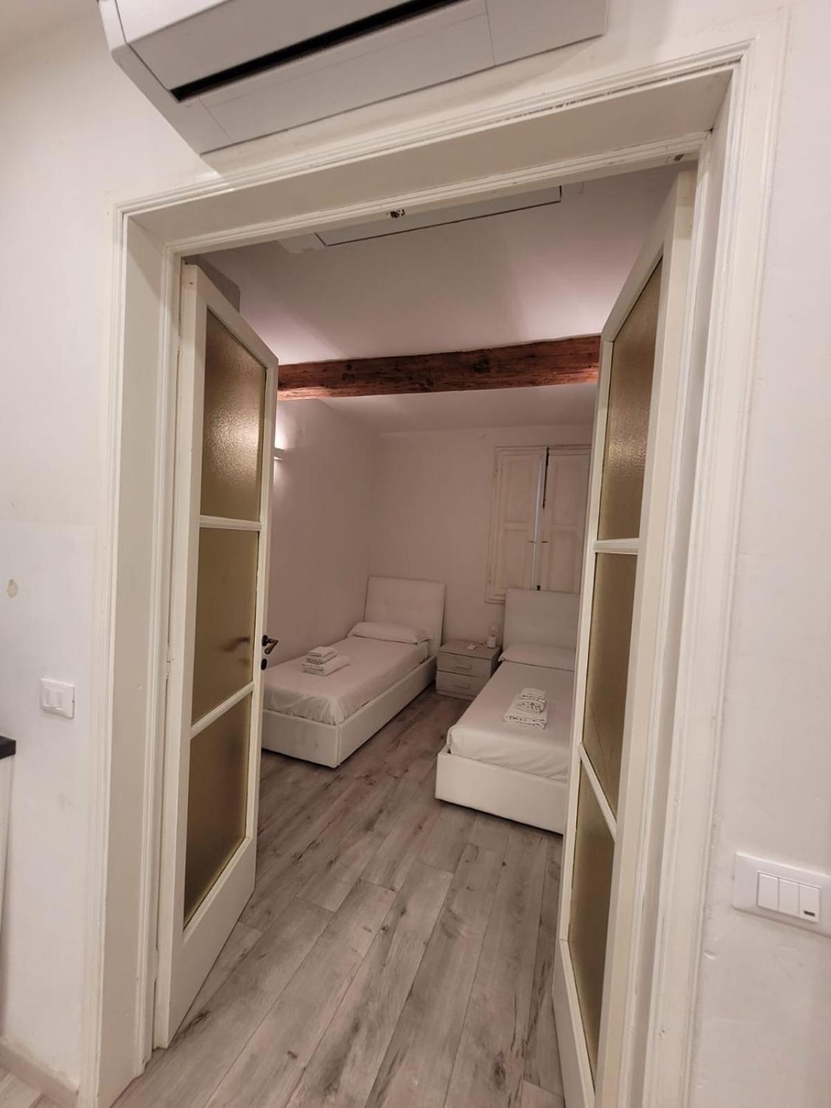 Spacious & Trendy 2br Apartment