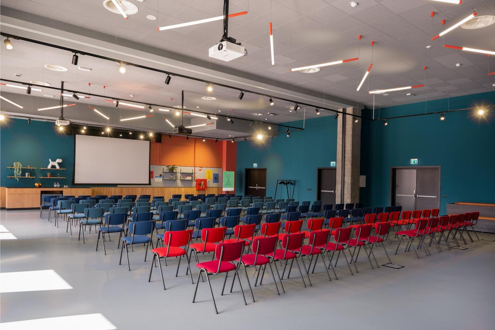 Hotel The Social Hub Belfiore 4*