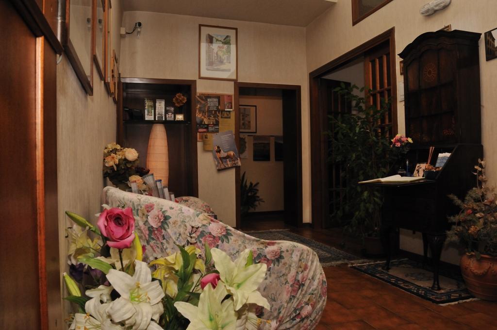 De' Pazzi Hotel 2*