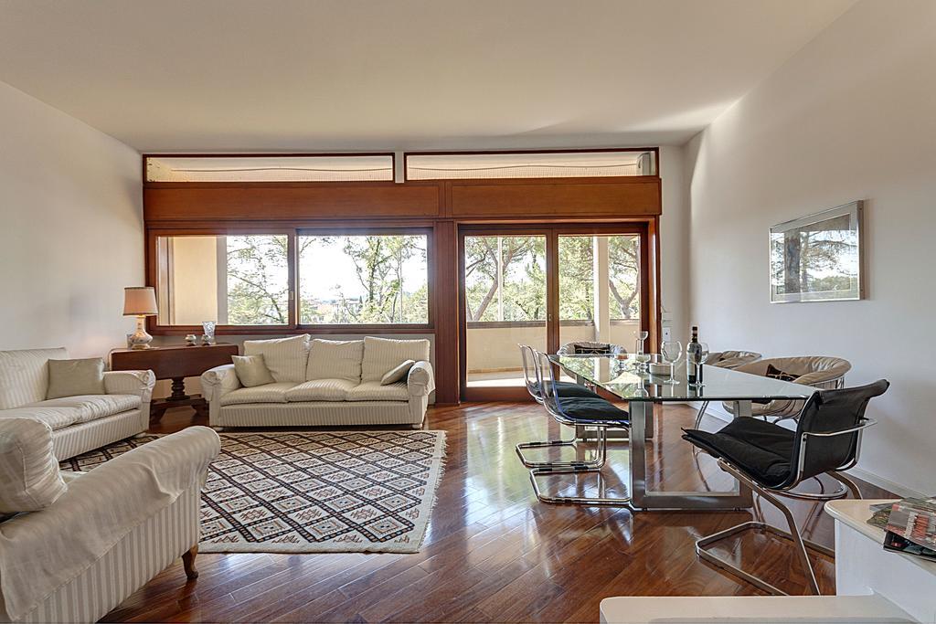 Lungarno Colombo Apartment