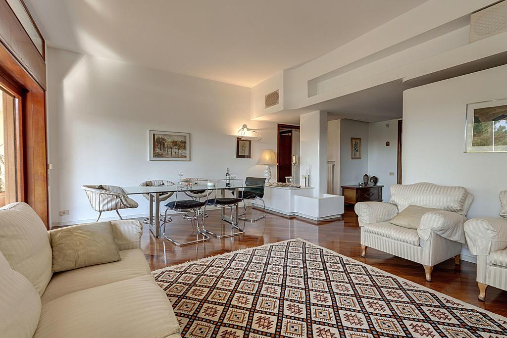 Apartment Lungarno Colombo