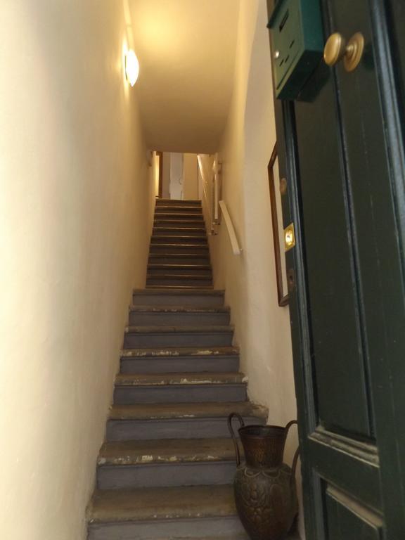 Central Flat * Florence