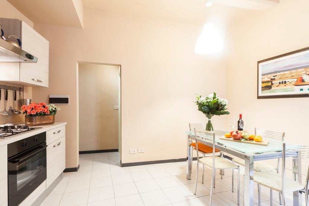 Borgo Albizi 3