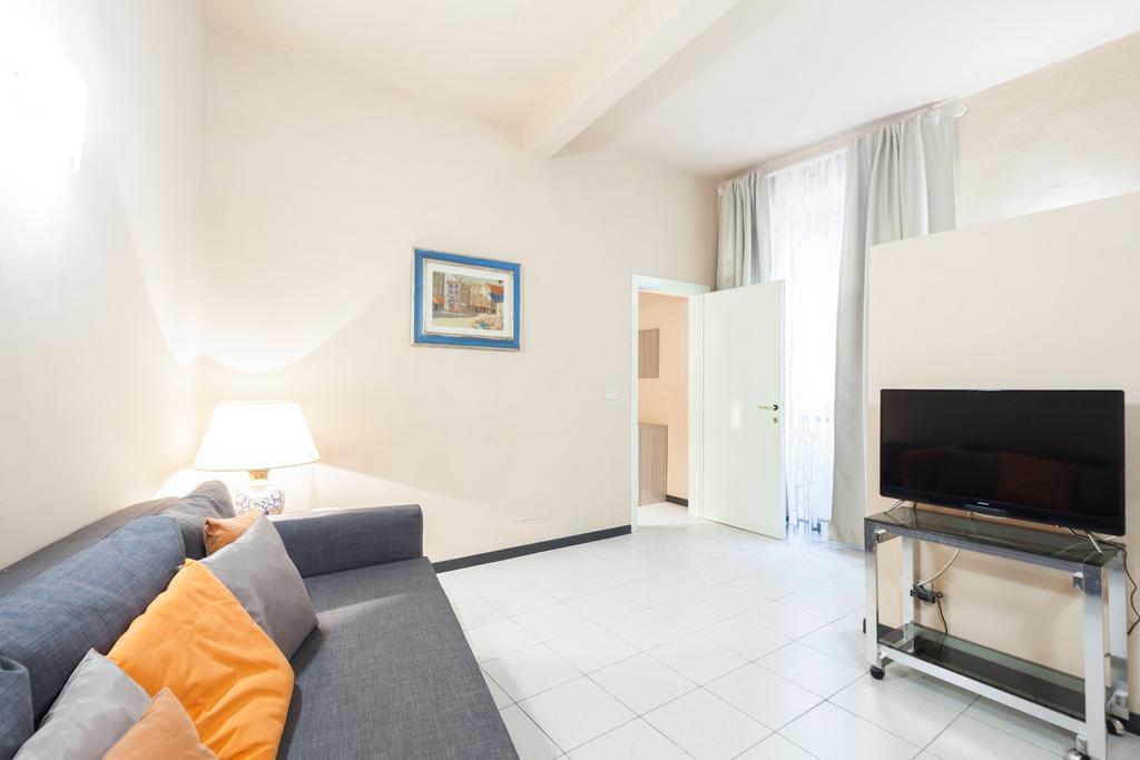 Apartment Borgo Albizi 3 Florence