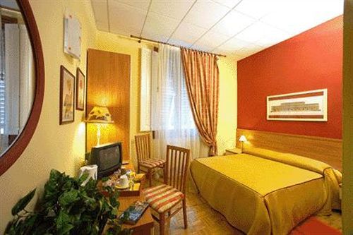 Bed & Breakfast Residenza Manzoni 3*