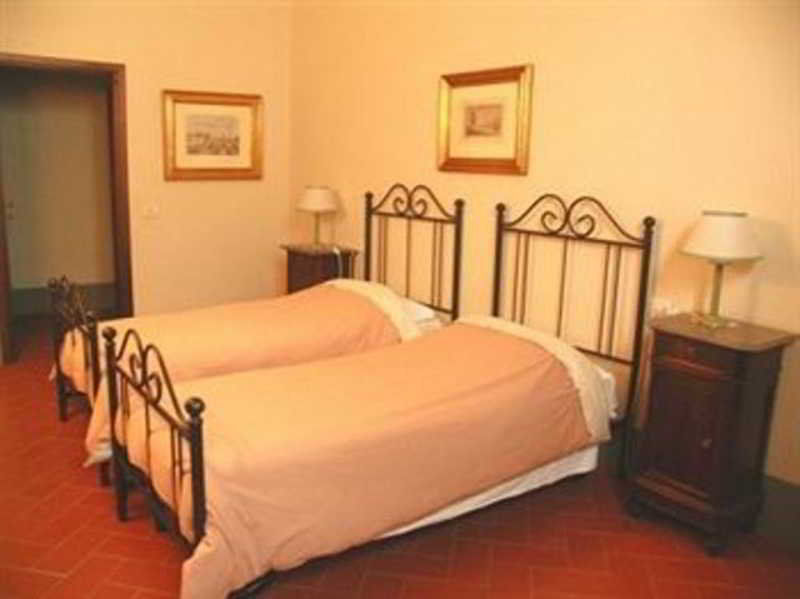 One World Apartments 3*