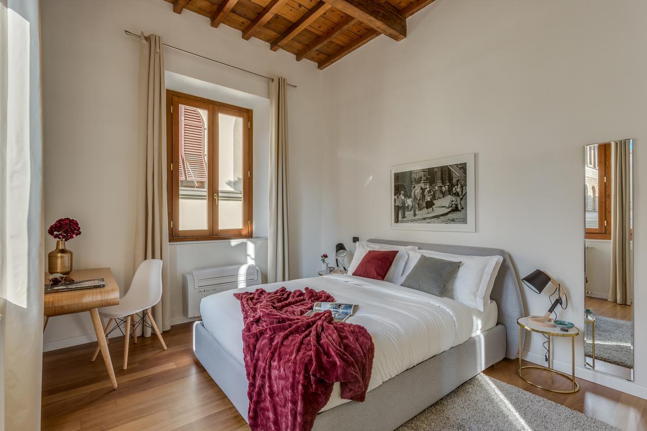 - Luna Chic Apartment Florence