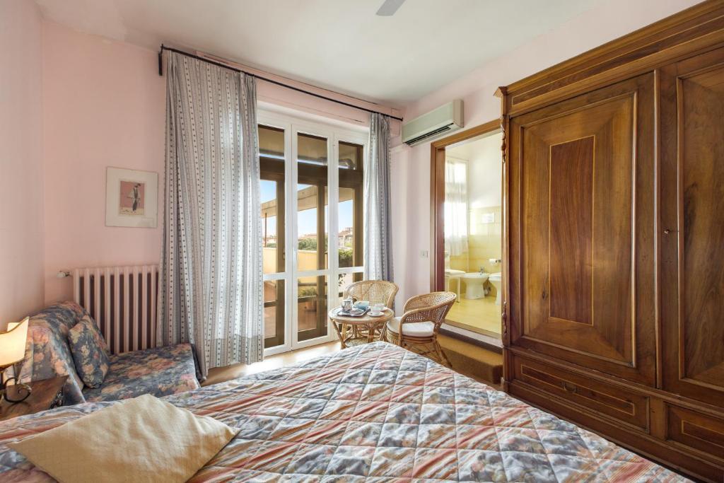 Residenza Giulia 3*