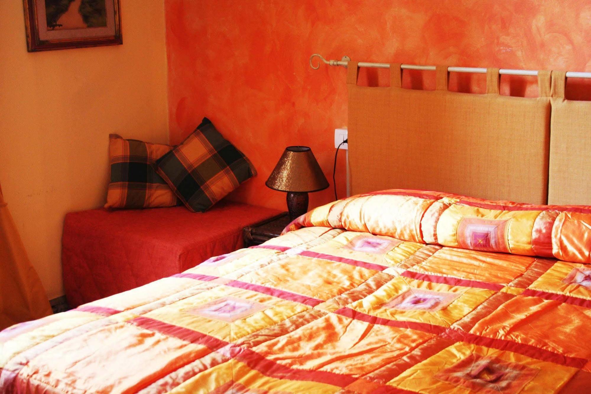 Maison d'hôtes A Casa Di Virgilio 3*