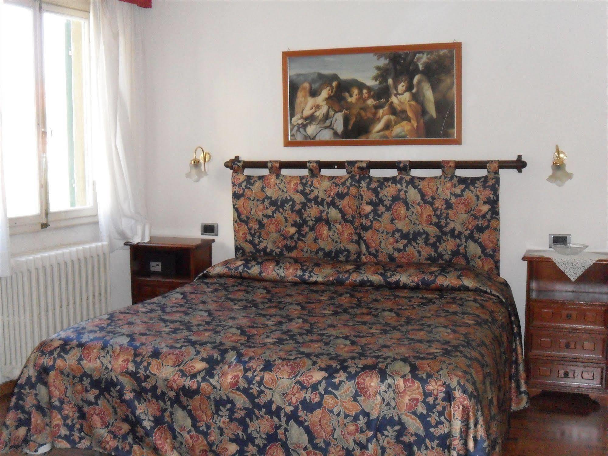 Hotel Piccolo Nel Centro Storico Di 2*