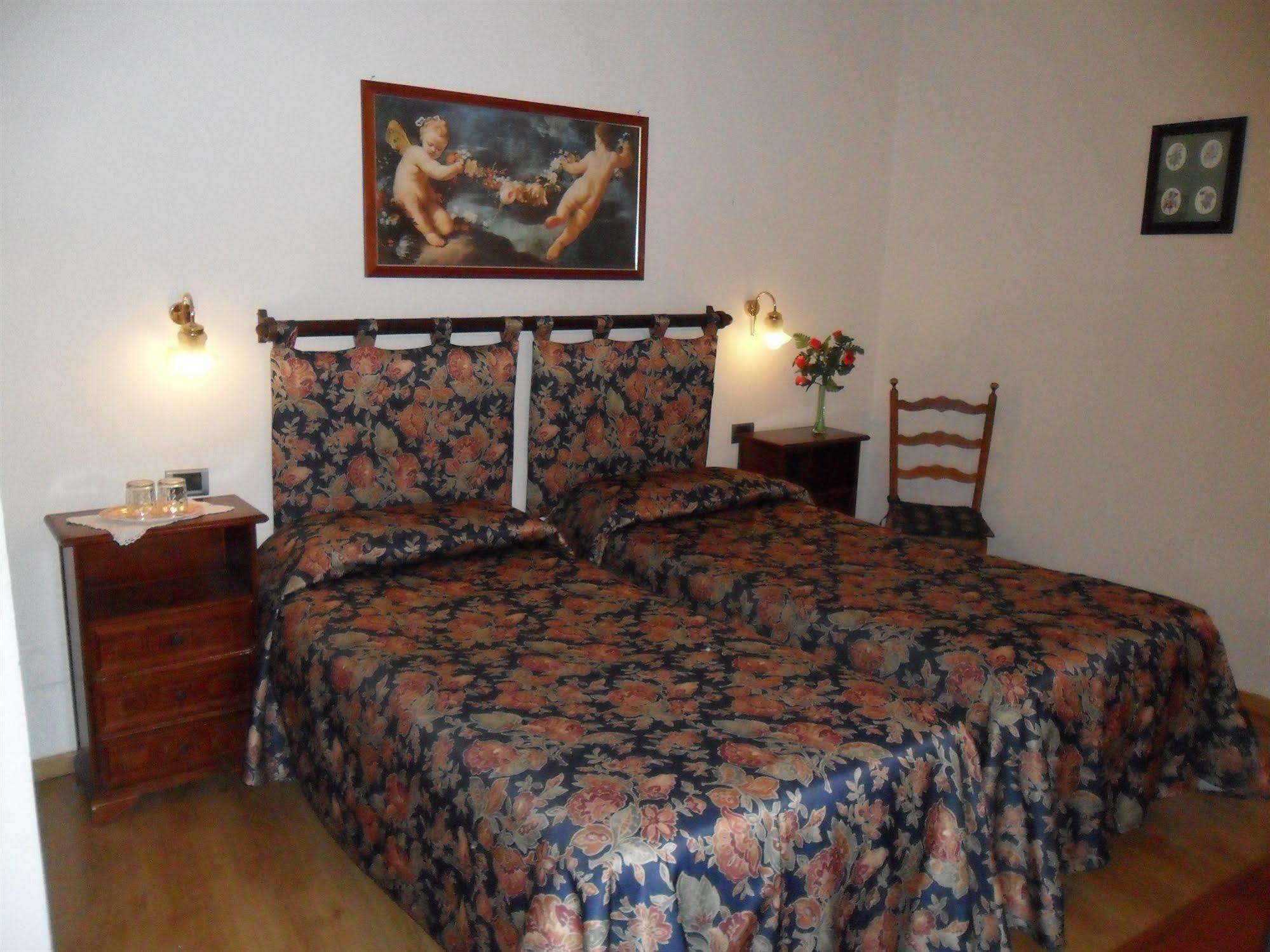 Piccolo Nel Centro Storico Di Hotel