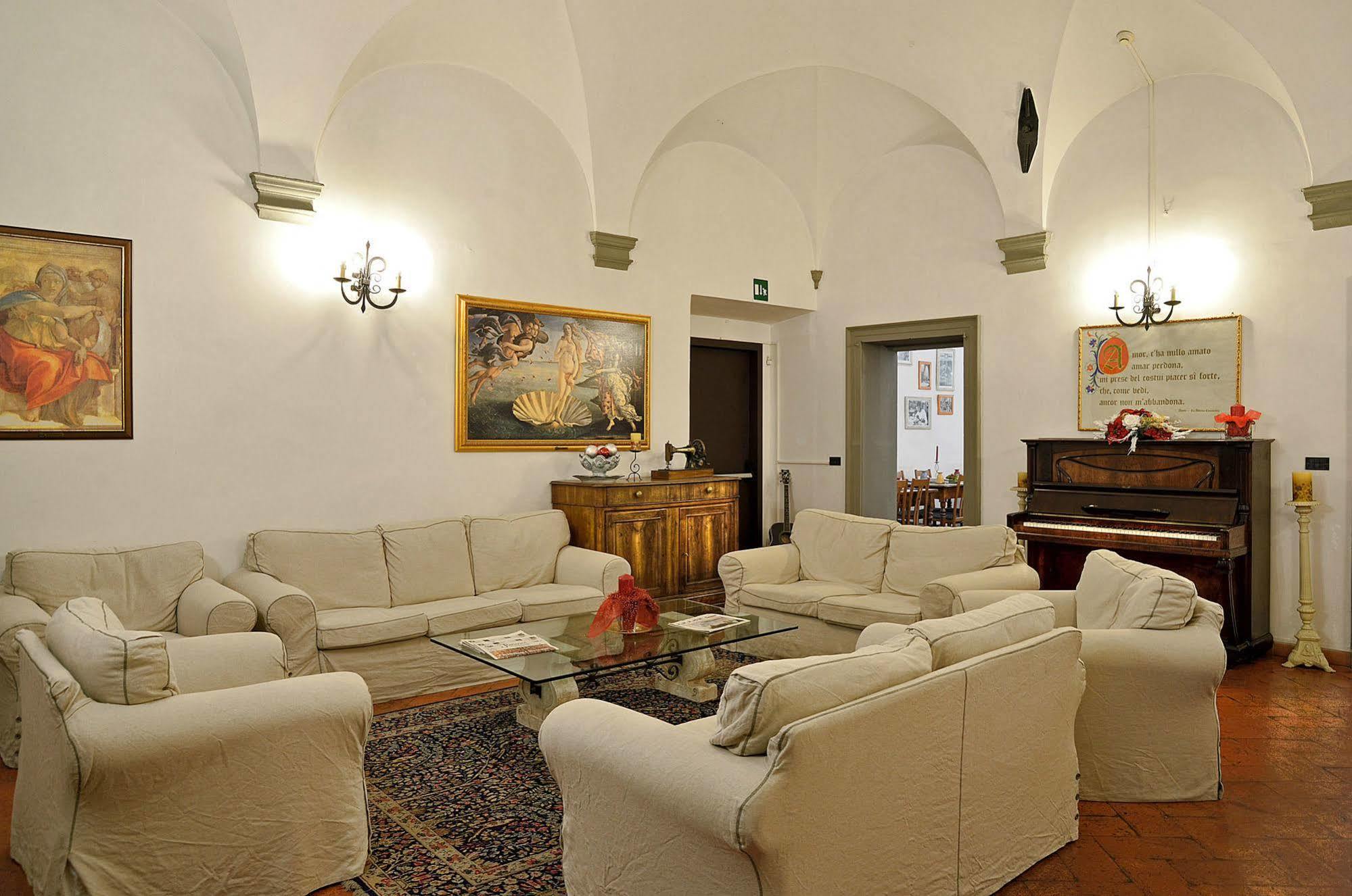 Vasari Hotel