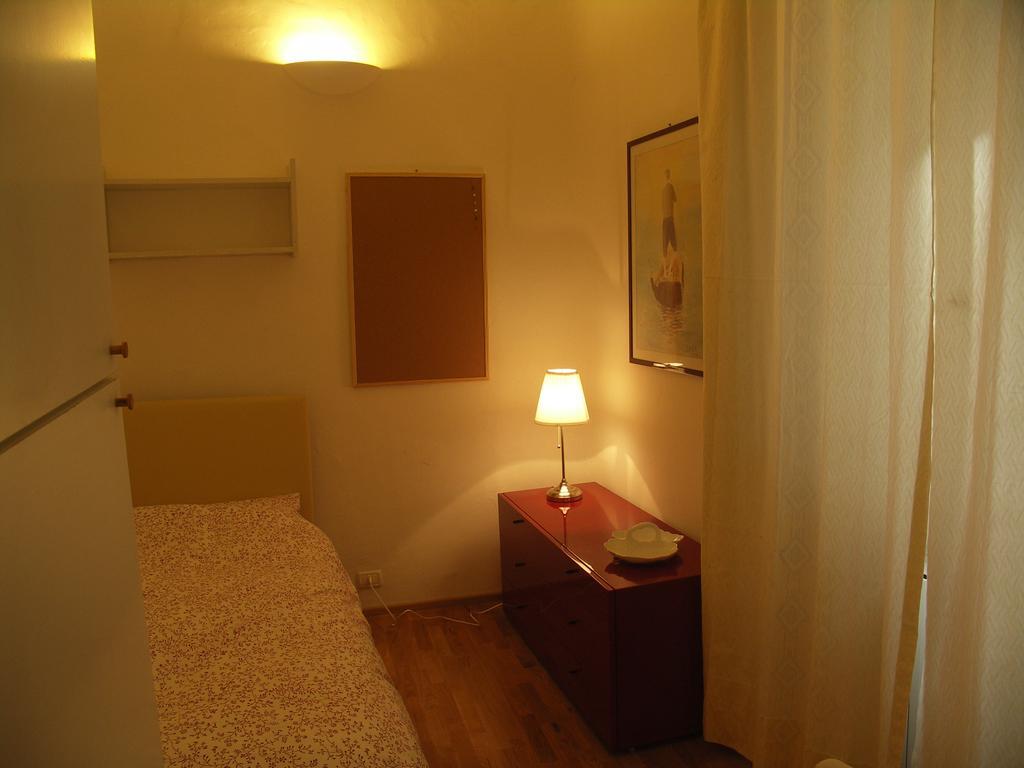 One World Apartments Hotel 3*