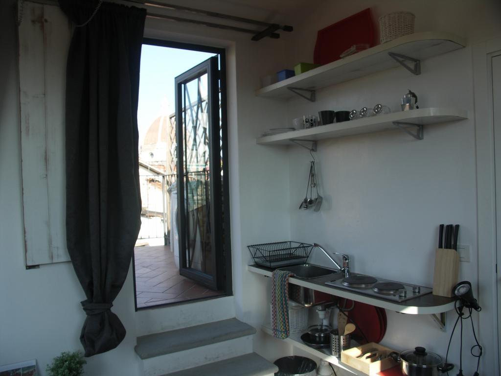 One World Apartments Hotel