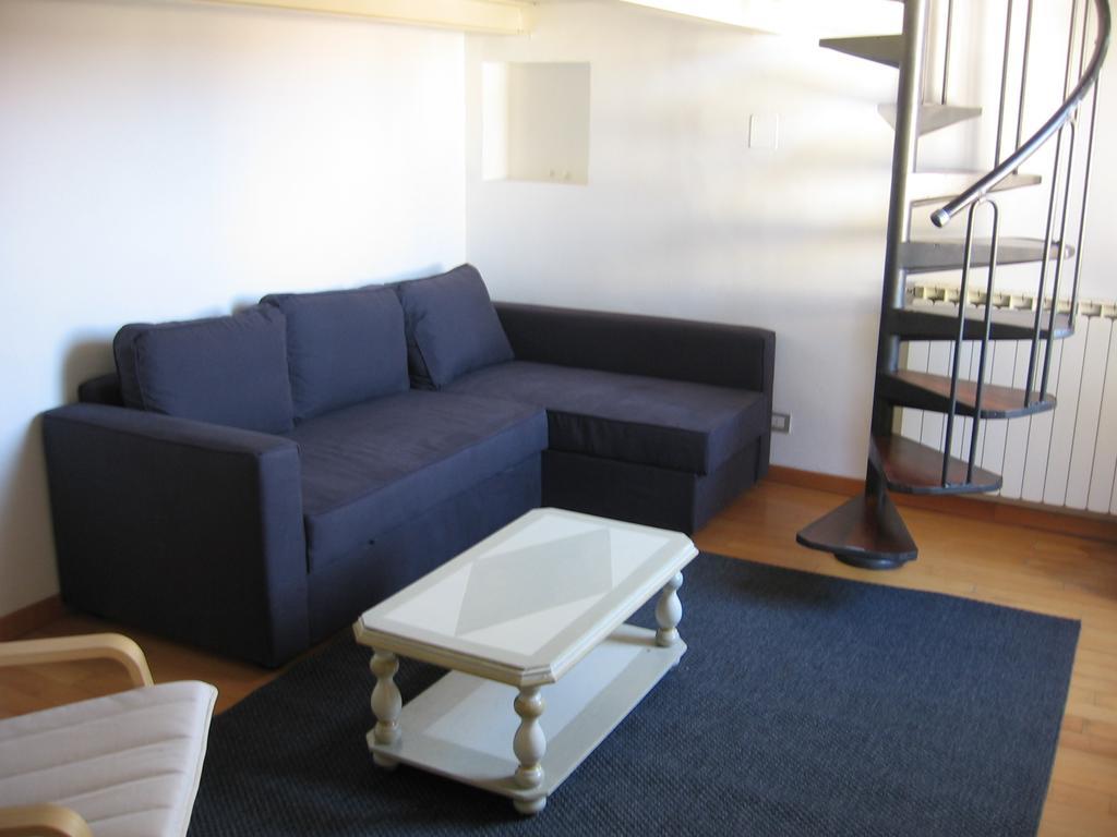 One World Apartments Hotel 3*