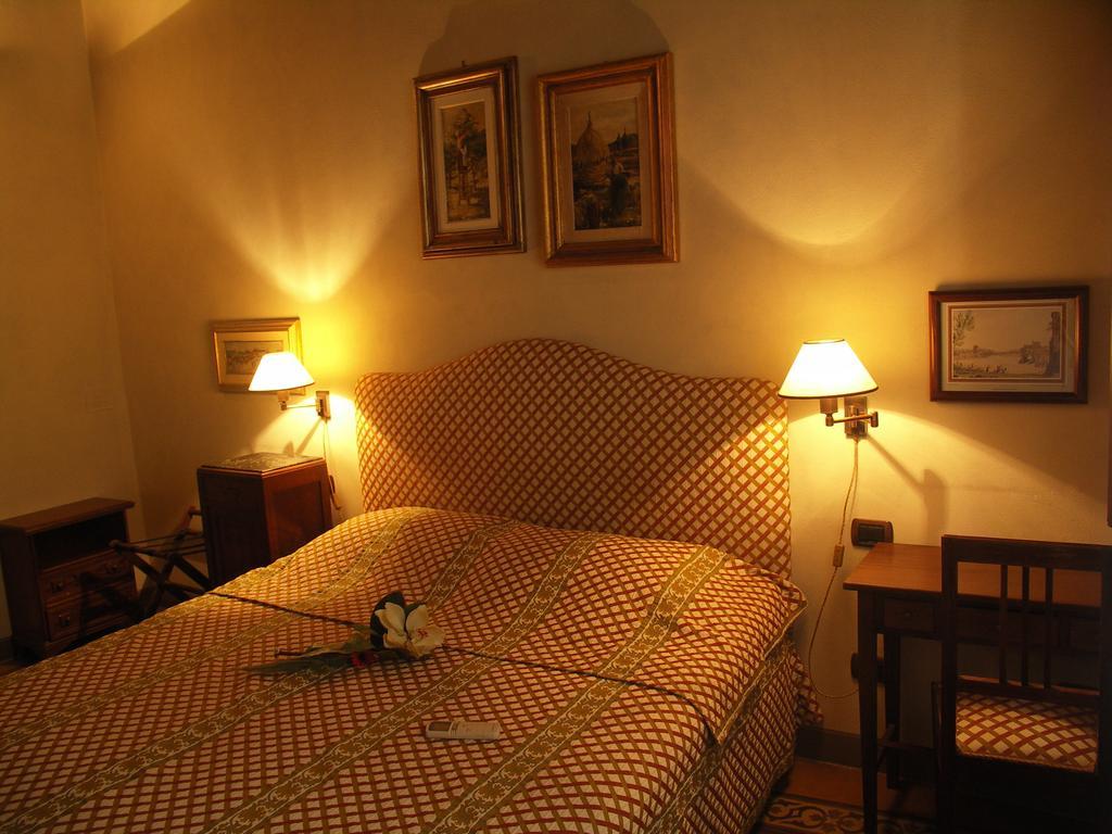 One World Apartments Hotel Florence