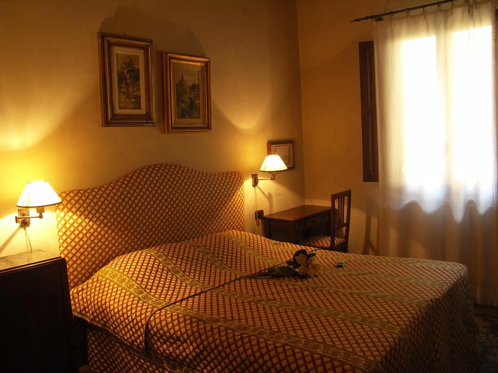 Hotel One World Apartments 3*