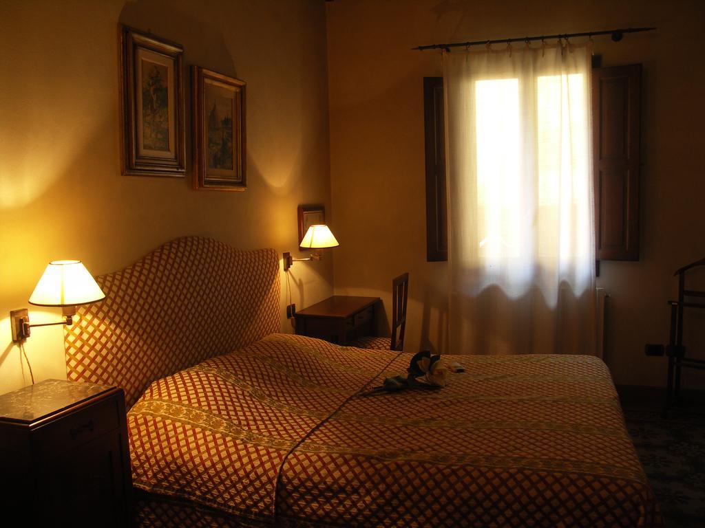 One World Apartments 3*