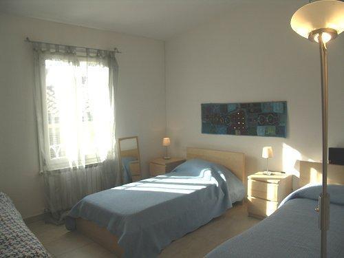 One World Apartments 3*