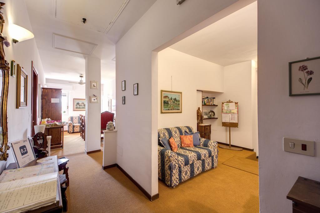 Residenza Giulia 3*