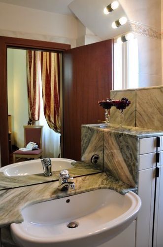 Aramis Guest house 2*