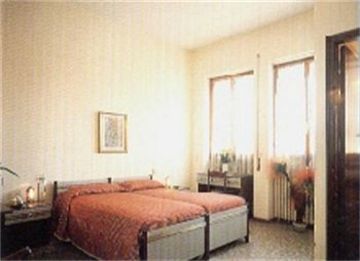 Hotel Bodoni 2*