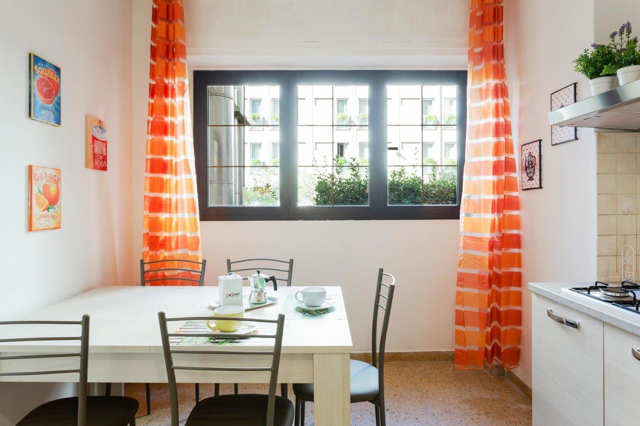 Ognissanti Apartment *