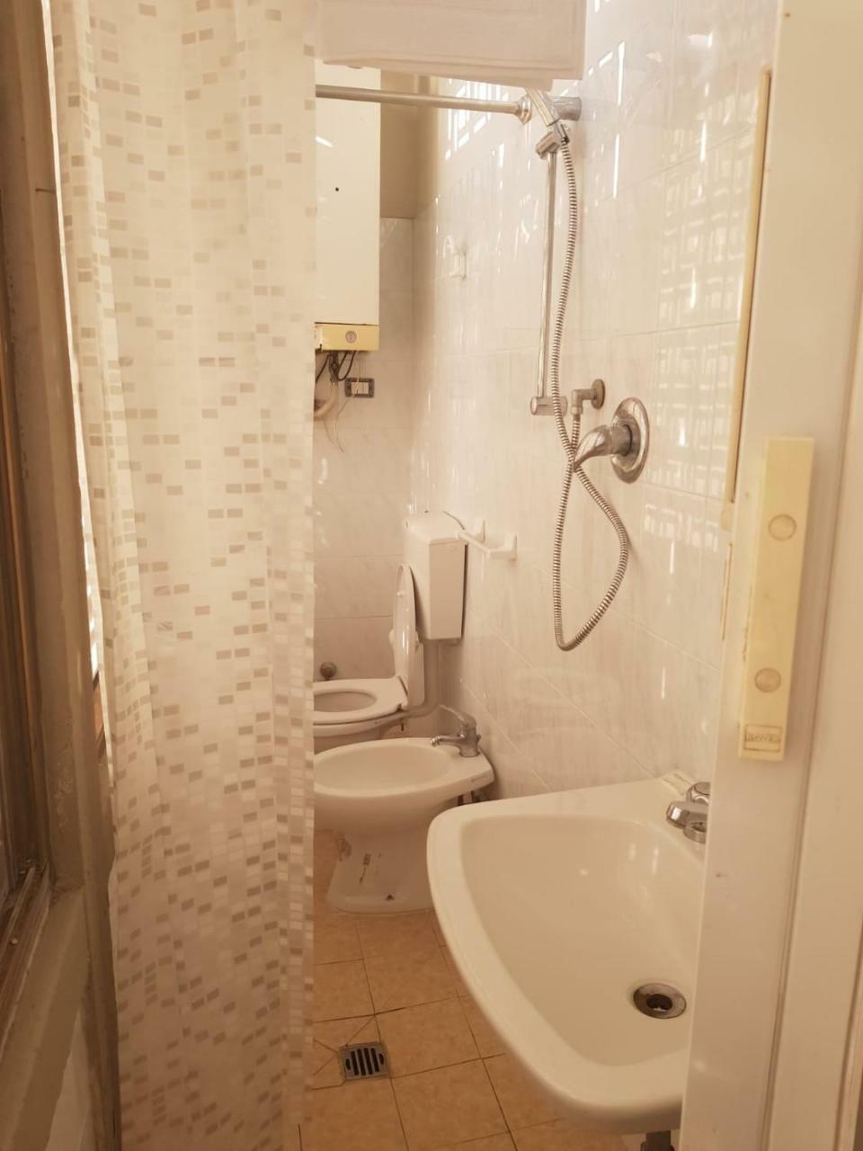 Sabatelli Bed And Car Guest house Florence