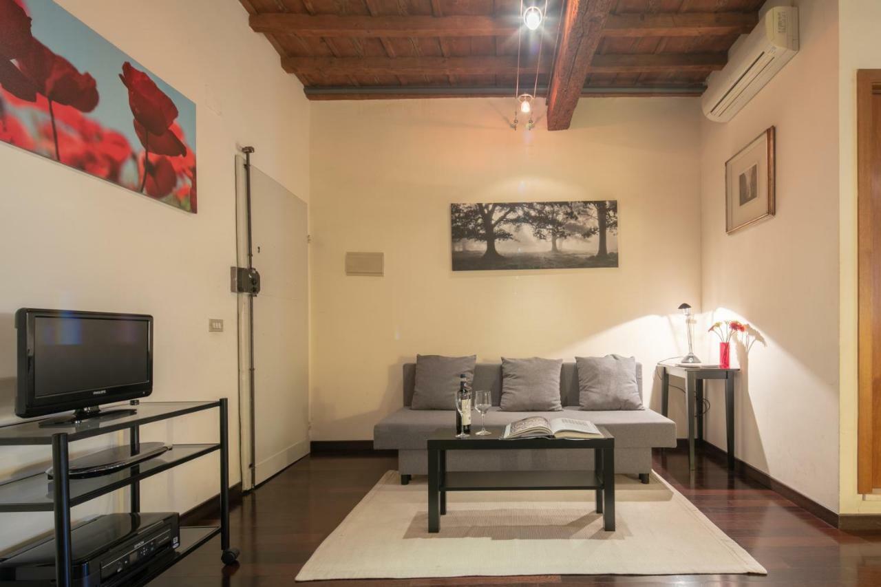 Oltrarno Flat Apartment
