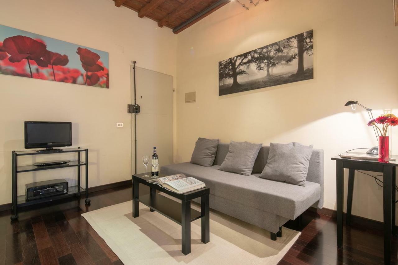 Oltrarno Flat * Florence