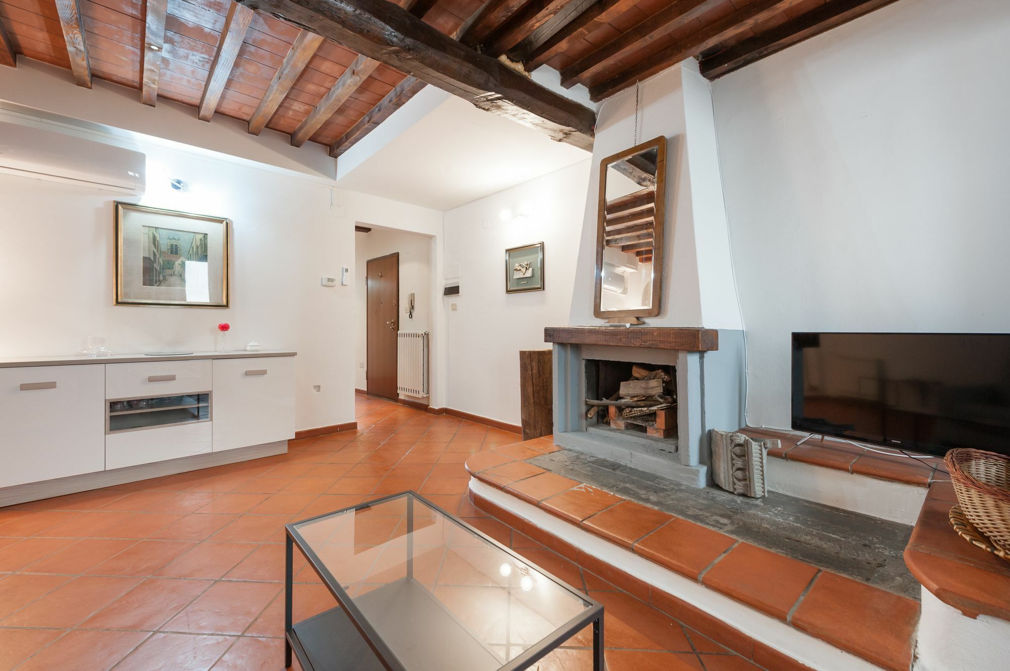 Apartment In *