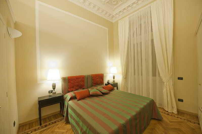 Palazzo Lombardo 2* Florence