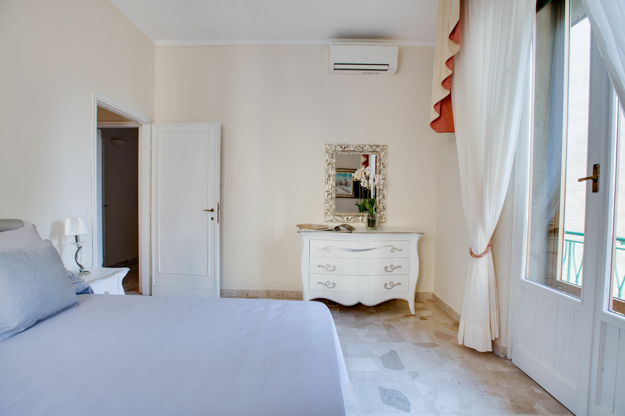 Apartment Kometa &