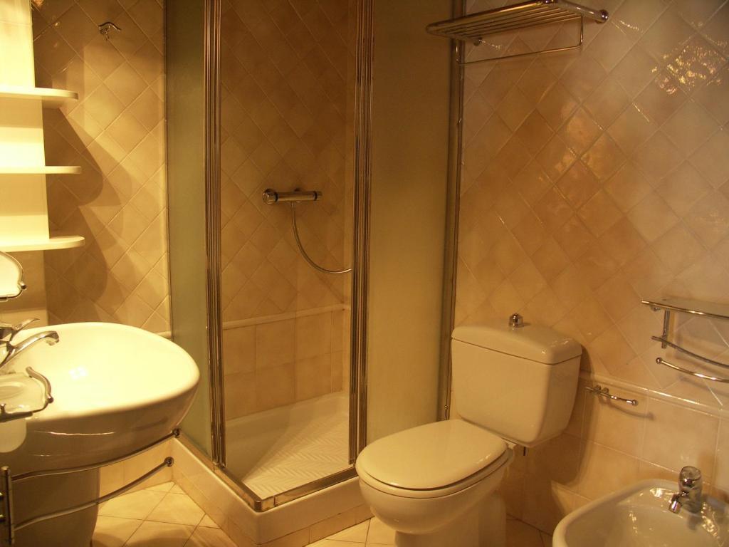 Galigai Tower Hotel 3*