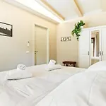 Piazzale Michelangelo Modern Flat