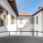 Cavour Deluxe By Mmega