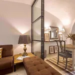 NeriLuxurySuite