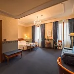 Strozzi Palace Hotel