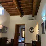 Istay - Sdrucciolo Dei Pitti - Four